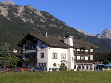 照片: Bayerischer Hof Krün